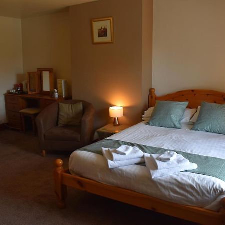 The Belted Will Inn Farlam Exteriér fotografie
